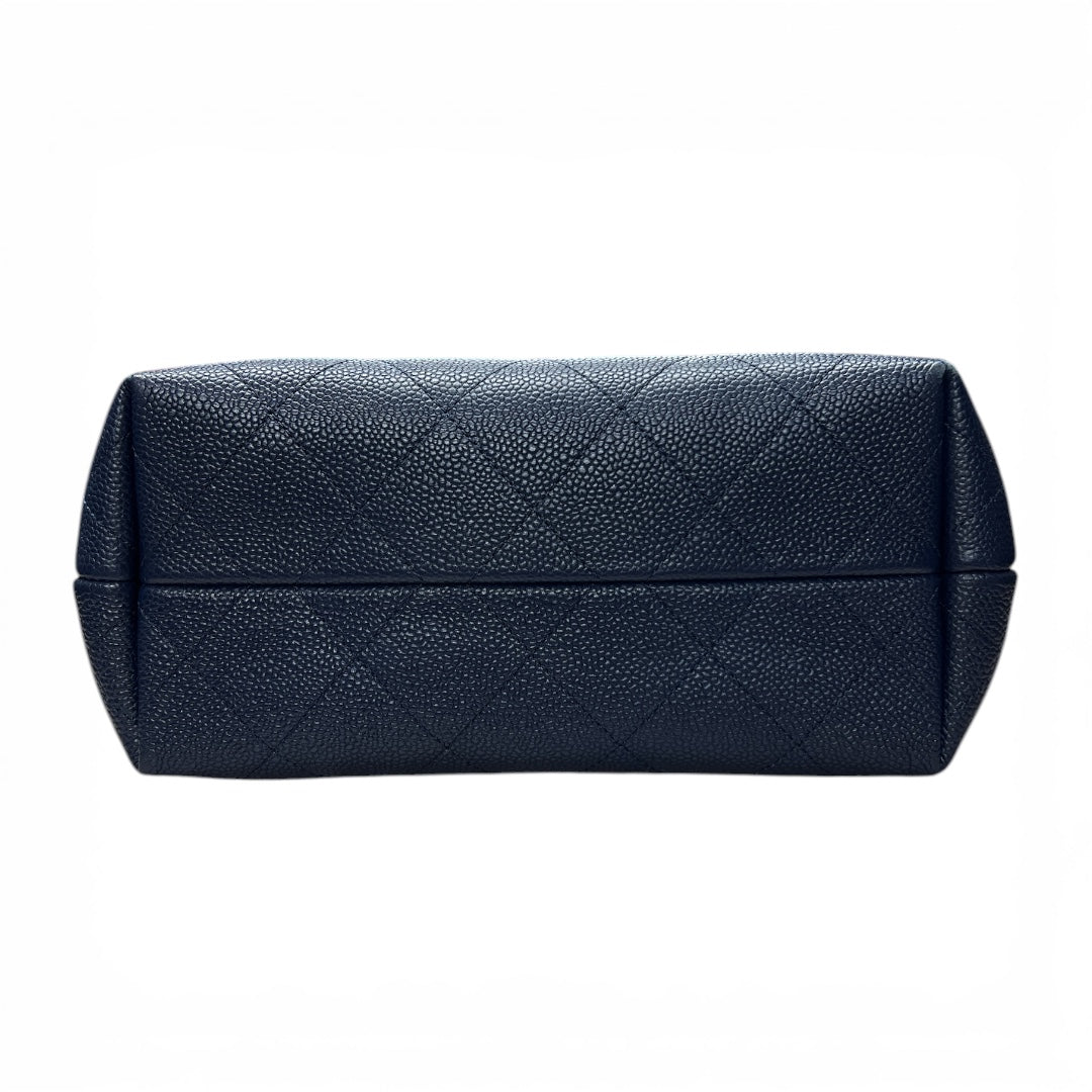 CHANEL Caviar In The Loop Shoulder Bag Navy Gold Hardware CH2113