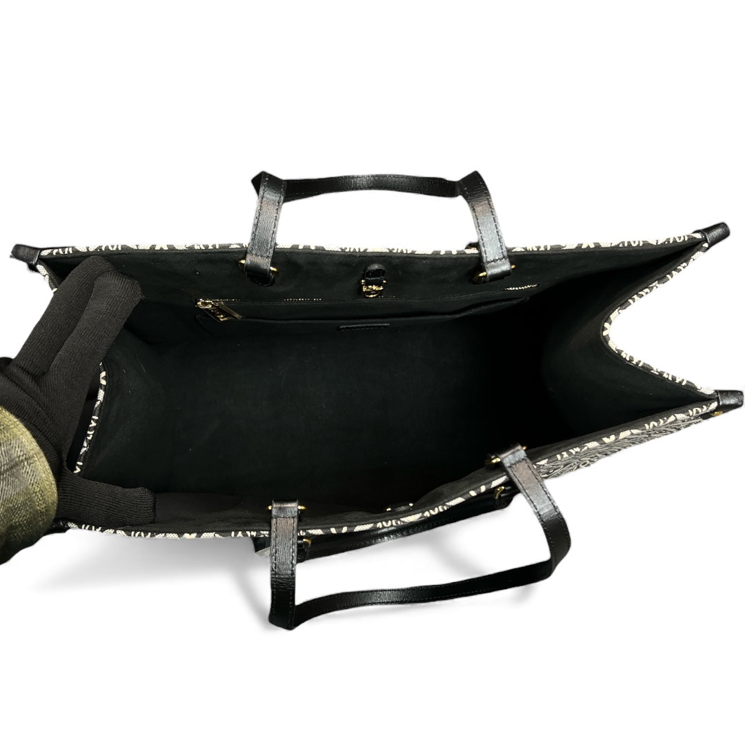 LOUIS VUITTON Monogram Jacquard Tote Bag LO2146