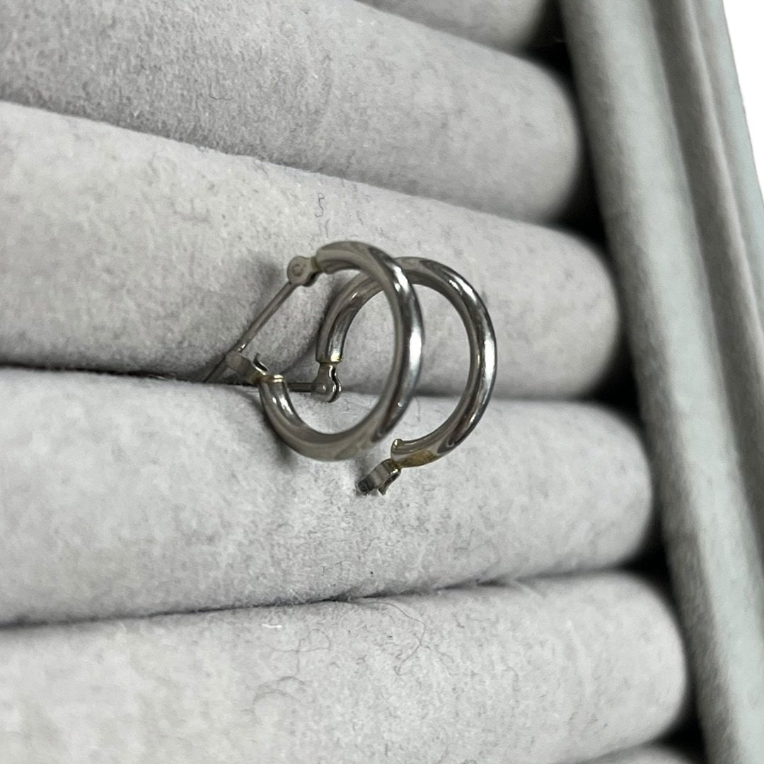 UNBRANDED Accessory Platinum Hoop Earrings Silver Platinum Hardware je33