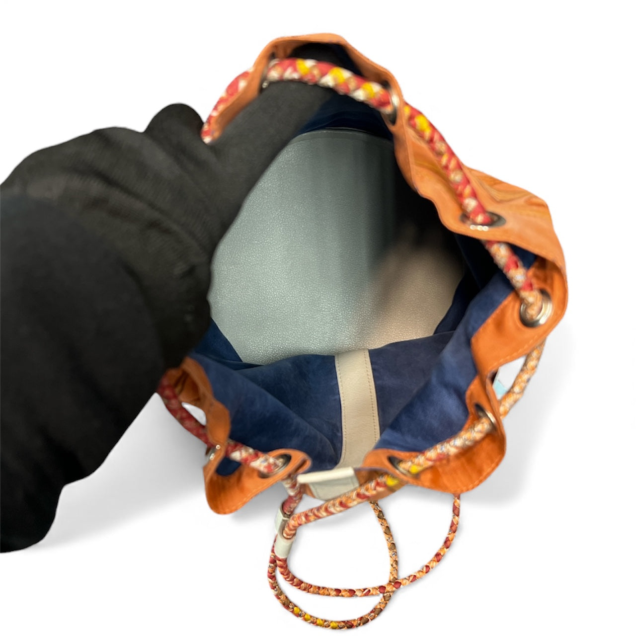 HERMES Sowa Cool Shoulder Drawstring Bag HE378