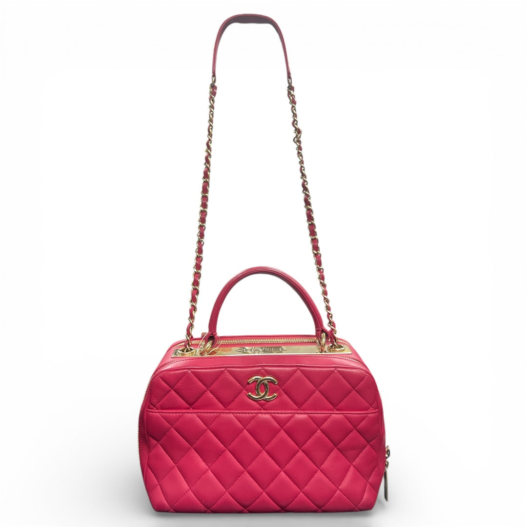 CHANEL Quilted Pink Shoulder Bag CH1907