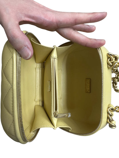 Chanel Small Vanity Case Chunky Chain Handle Quilted Lambskin Pale CH2000