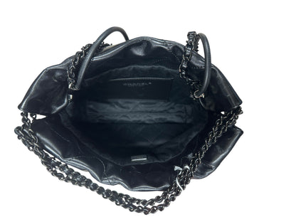 Chanel 22 Mini Leather Hobo Shoulder Bag Black CH2095