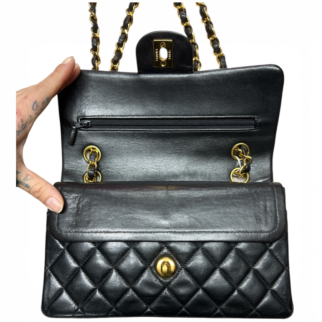CHANEL Lambskin Classic Double Flap Shoulder Bag Black Gold Hardware CH2112