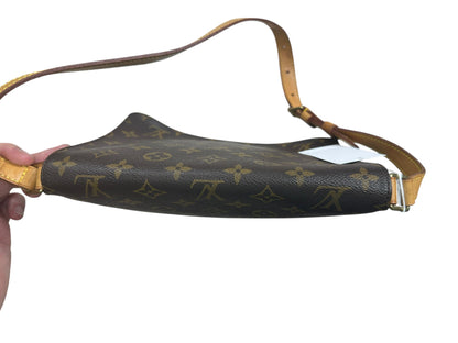 LOUIS VUITTON Monogram Musette Tango Shoulder Bag Brown Gold Hardware LO2280