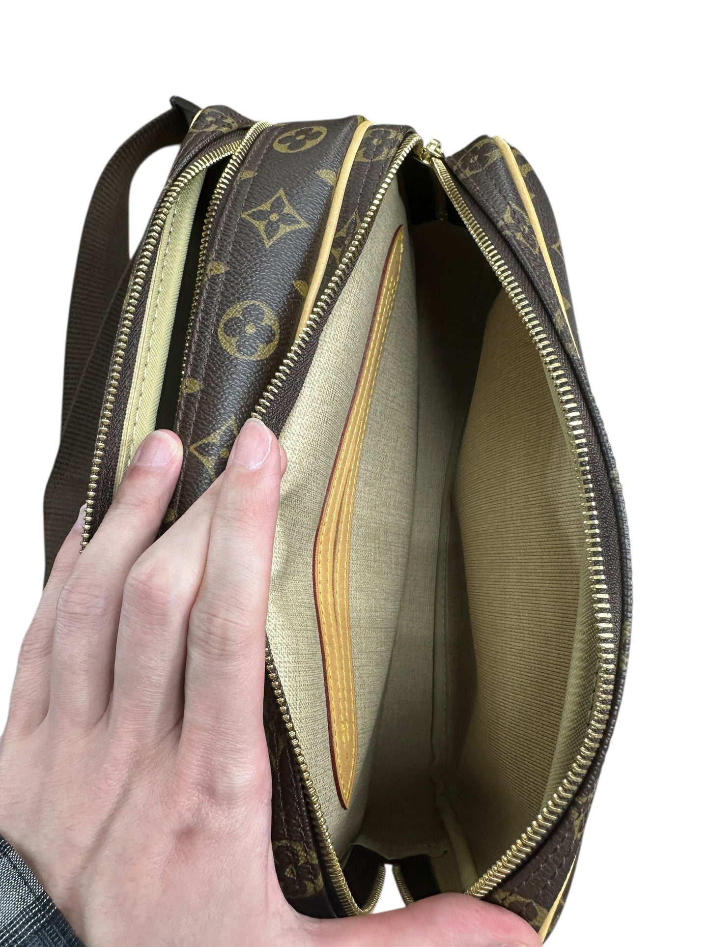 LOUIS VUITTON Monogram Reporter PM Crossbody Bag Brown Gold Hardware LO2249