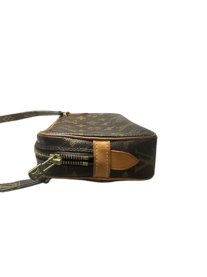 LOUIS VUITTON Monogram Pochette Marly Bandouliere Crossbody Bag Brown Gold Hardware LO2315