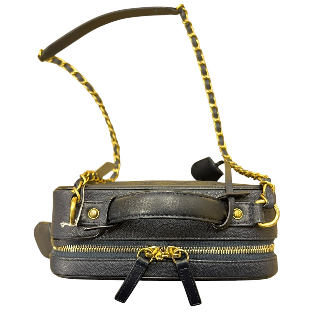 CHANEL Caviar CC Filigree Vanity Case Shoulder Bag Black Gold Hardware CH2128