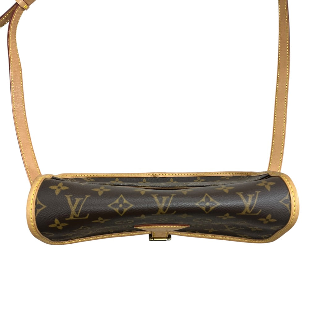 LOUIS VUITTON Monogram Saint Cloud PM Crossbody Bag Brown Gold Hardware LO2331