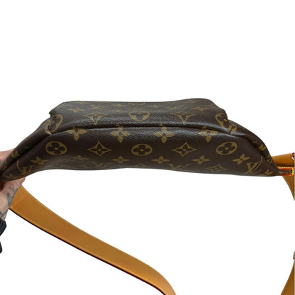 LOUIS VUITTON Monogram Bumbag Belt Bag Brown Gold Hardware LO2355