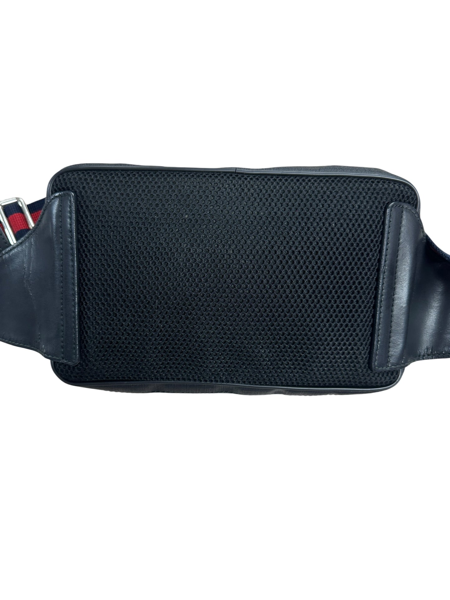 GUCCI GG Supreme Belt Bag Black Silver Hardware GU609