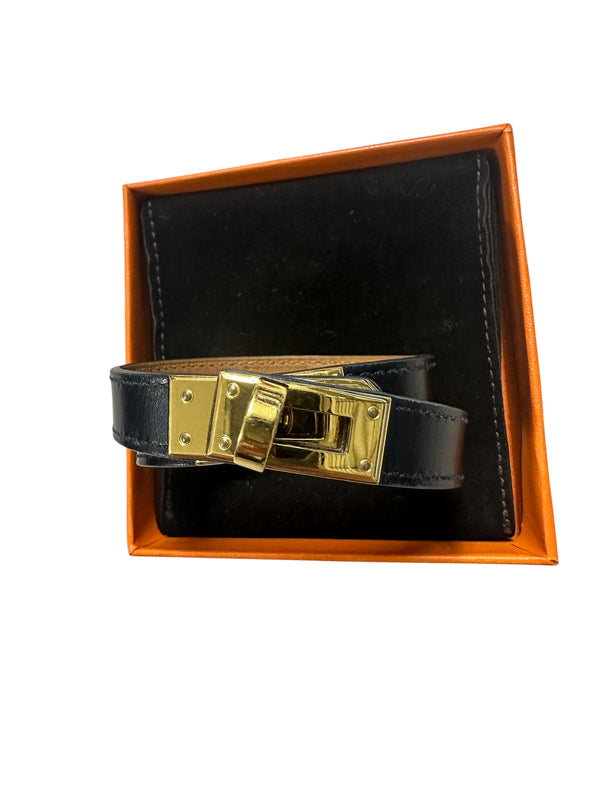 HERMES Leather Kelly Double Tour Bracelet 17cm Black Gold Hardware HE454