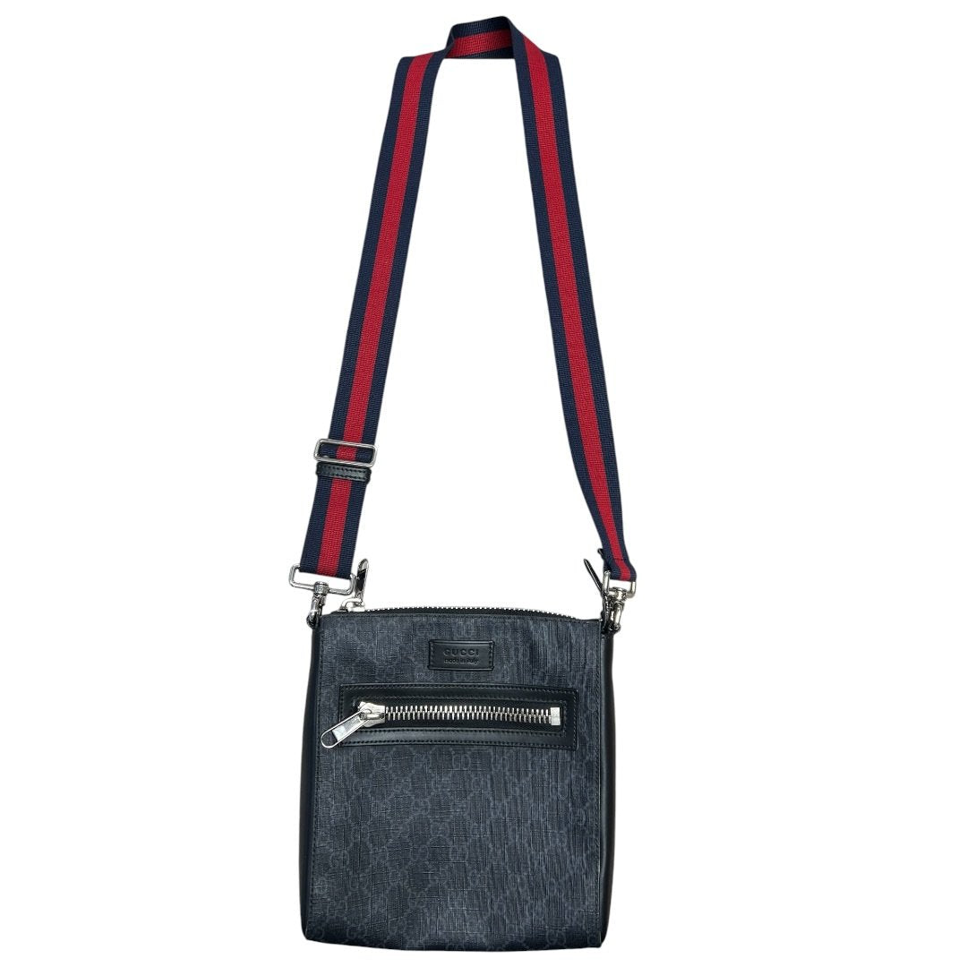 GUCCI GG Supreme Canvas GG Supreme Messenger Bag Shoulder Bag Black, Grey, Red, Blue Silver Hardware GU617