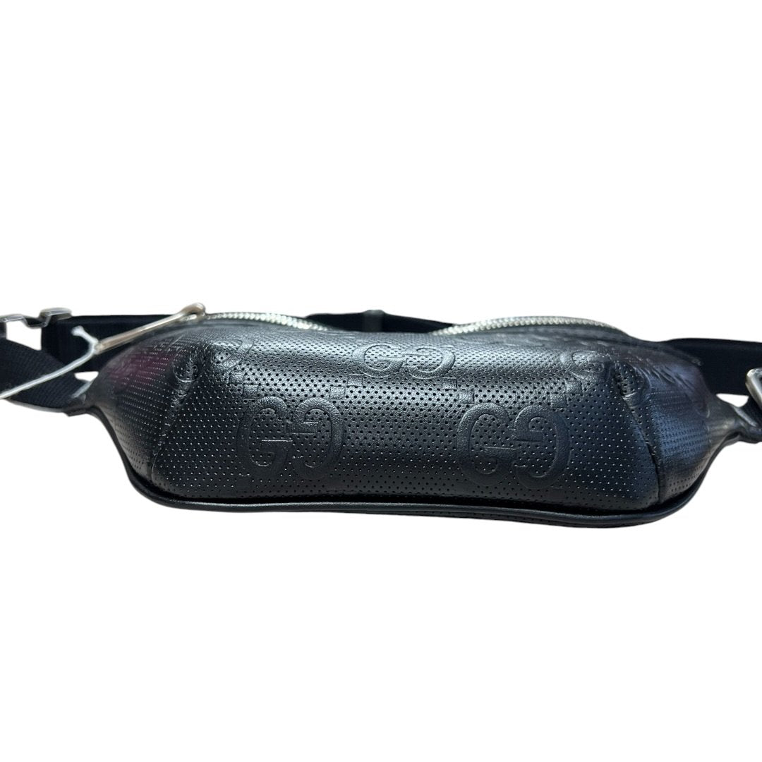 GUCCI GG Embossed Leather GG Embossed Perforated Leather Belt Bag Belt Bag Black Silver Hardware Gu621