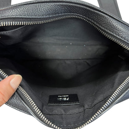 FENDI Leather Fendi Roma Camera Bag Crossbody Bag Black Silver Hardware FE382