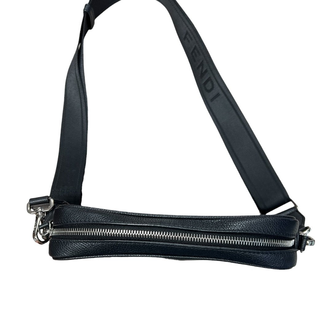 FENDI Leather Fendi Roma Camera Bag Crossbody Bag Black Silver Hardware FE382
