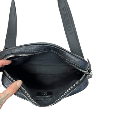 FENDI Leather Fendi Roma Camera Bag Crossbody Bag Black Silver Hardware FE382