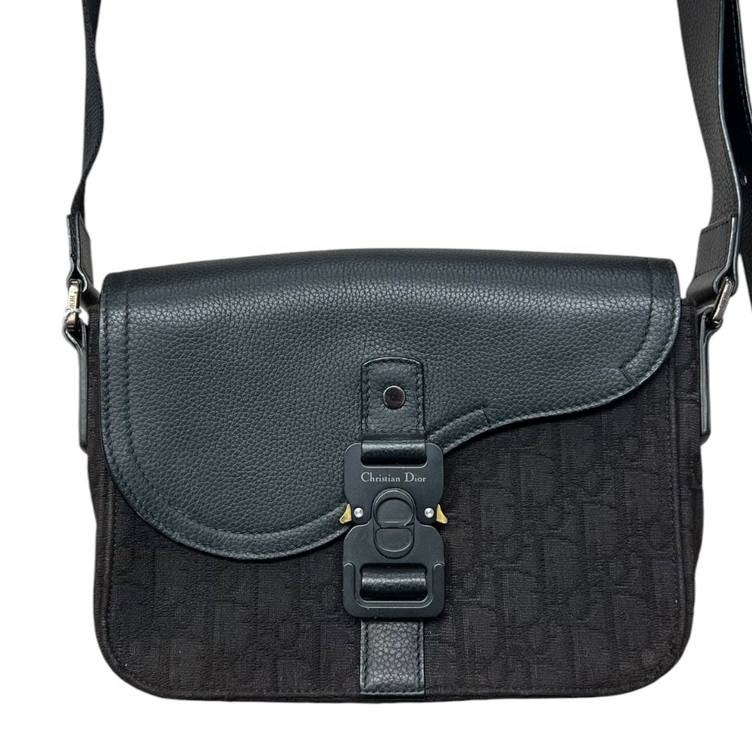 CHRISTIAN DIOR Oblique Canvas & Calfskin Saddle Messenger Bag Shoulder Bag Black Matte Black Metal Hardware with Gold-tone Accents Ch2155