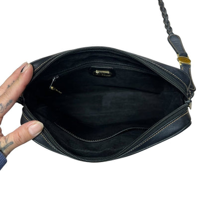 GUCCI Leather Vintage Braided Interlocking G Shoulder Bag Black Gold Hardware Gu655