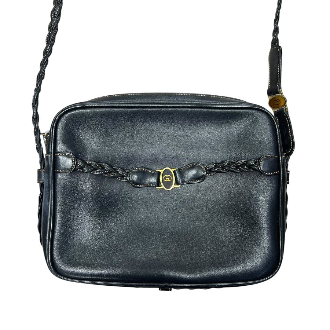 GUCCI Leather Vintage Braided Interlocking G Shoulder Bag Black Gold Hardware Gu655