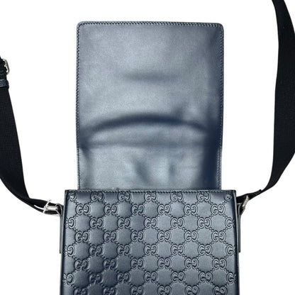 GUCCI GG Embossed Leather GG Embossed Messenger Bag Navy Blue Silver Hardware Gu651