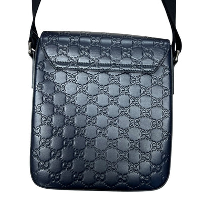 GUCCI GG Embossed Leather GG Embossed Messenger Bag Navy Blue Silver Hardware Gu651