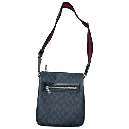 GUCCI GG Supreme Canvas GG Supreme Messenger Bag Shoulder Bag Grey/Black with Red and Blue Strap Silver Hardware Gu634