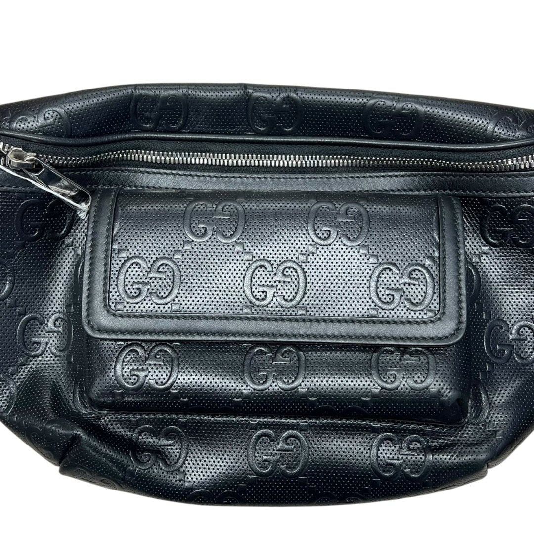 GUCCI GG Embossed Leather GG Embossed Leather Belt Bag Black Silver Hardware GU646