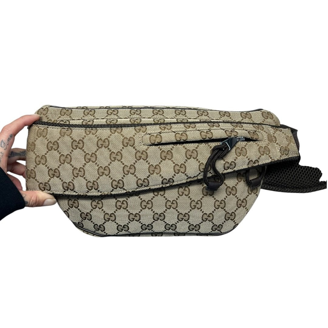 GUCCI GG Canvas Belt Bag Beige and Dark Brown Silver Hardware GU659