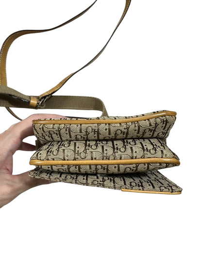 CHRISTIAN DIOR Trotter Shoulder Bag Beige Yellow Leather CH2168