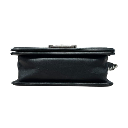CHANEL Aged Calfskin Boy Bag Shoulder Bag Black Ruthenium Hardware CH2182