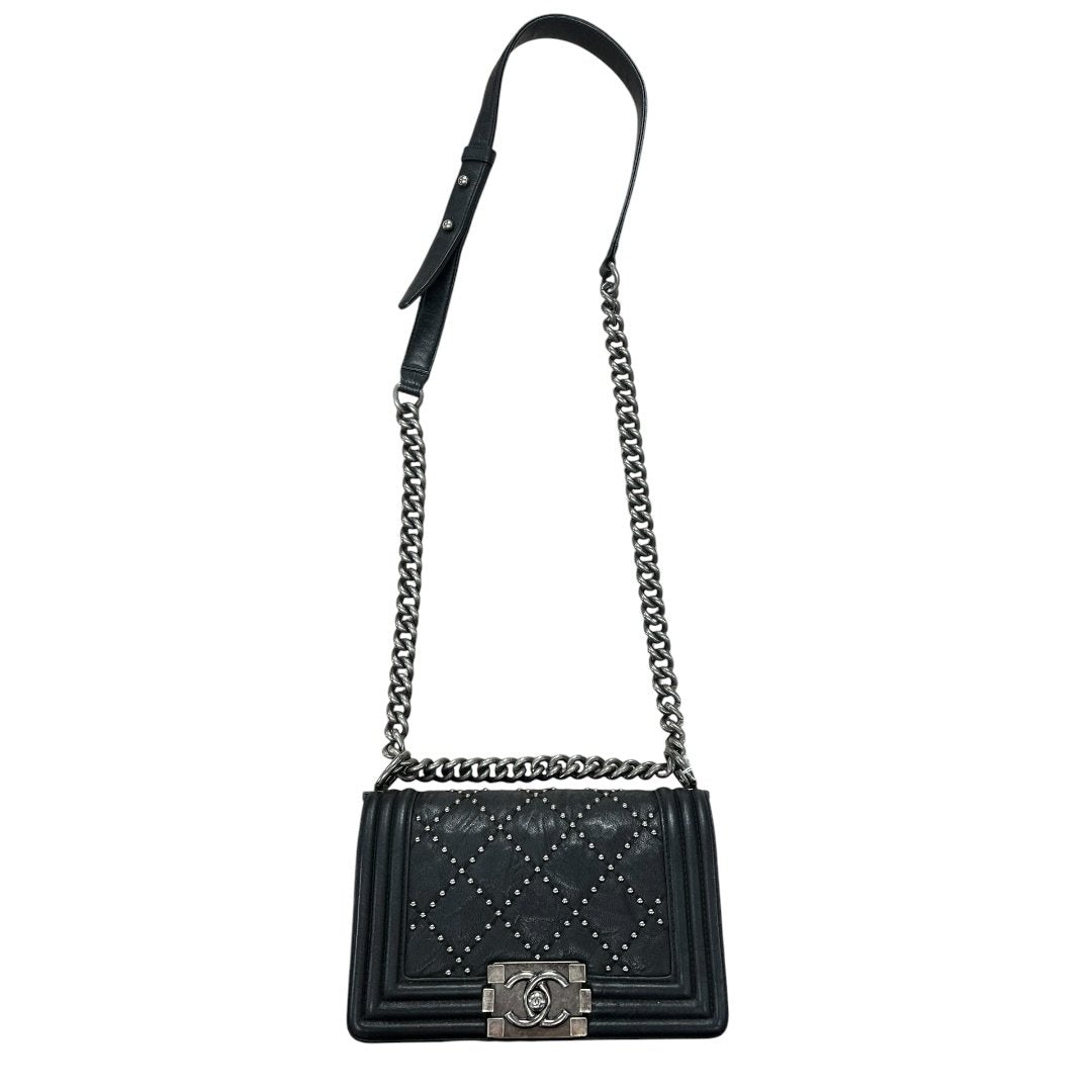 CHANEL Aged Calfskin Boy Bag Shoulder Bag Black Ruthenium Hardware CH2182