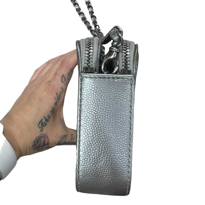 CHANEL Metallic Grained Calfskin Boy Chanel Wallet on Chain Shoulder Bag Metallic Silver Ruthenium Hardware CH2186
