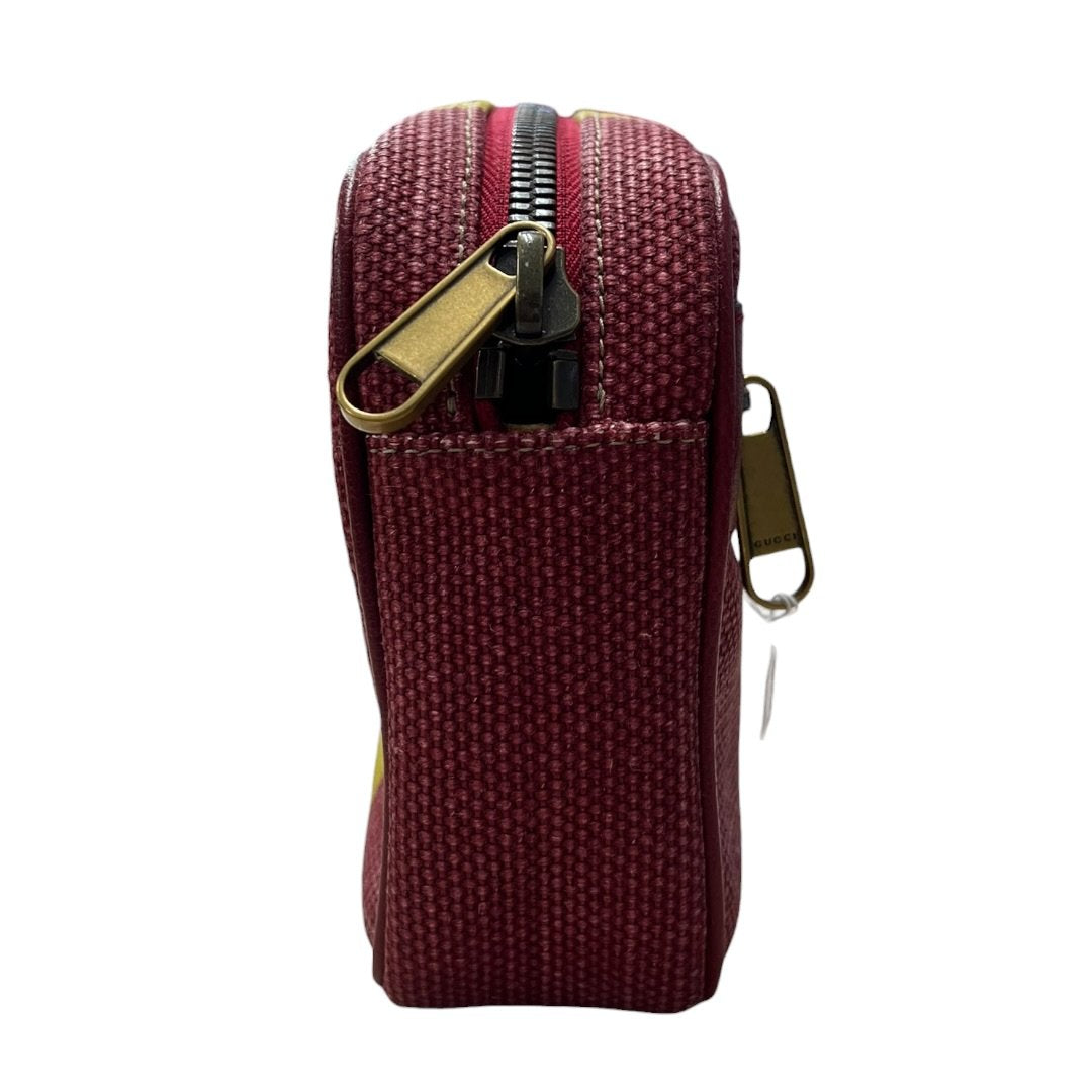 GUCCI Canvas Striped Canvas Belt Bag Belt Bag Multi-color (Red, Yellow, Green, Blue) Gold Hardware GU685