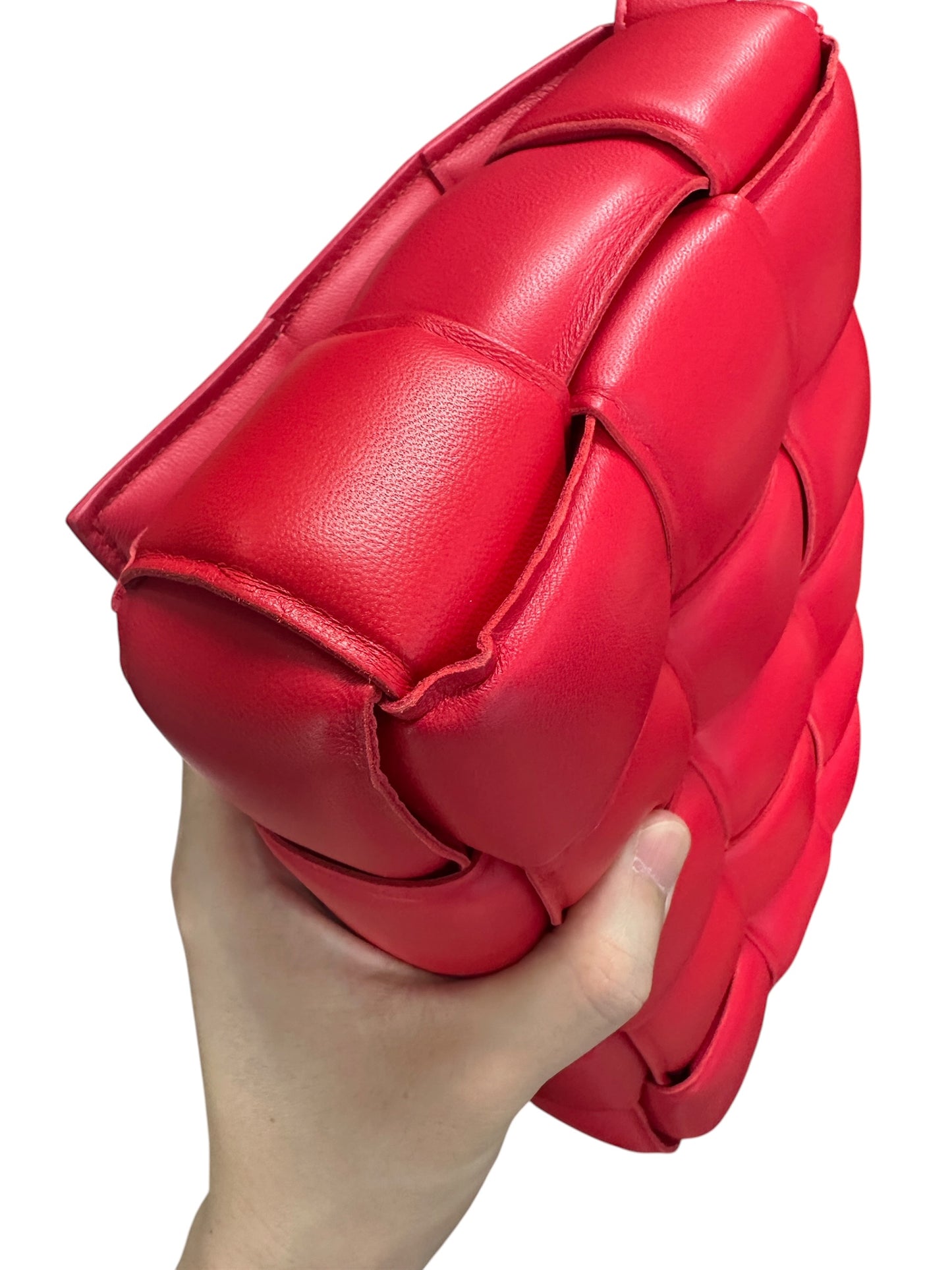 BOTTEGA VENETA Padded Intrecciato Lambskin Cassette Crossbody Shoulder Bag Red Gold Hardware Bo29