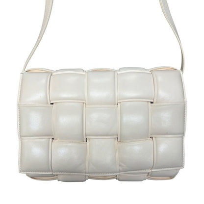 BOTTEGA VENETA Nappa Leather Padded Cassette Bag Shoulder Bag Chalk Gold Hardware BO31