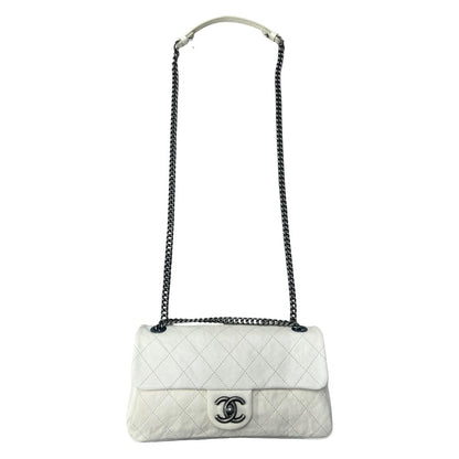 CHANEL Grained Calfskin Classic Flap Shoulder Bag White Gunmetal Hardware CH2217