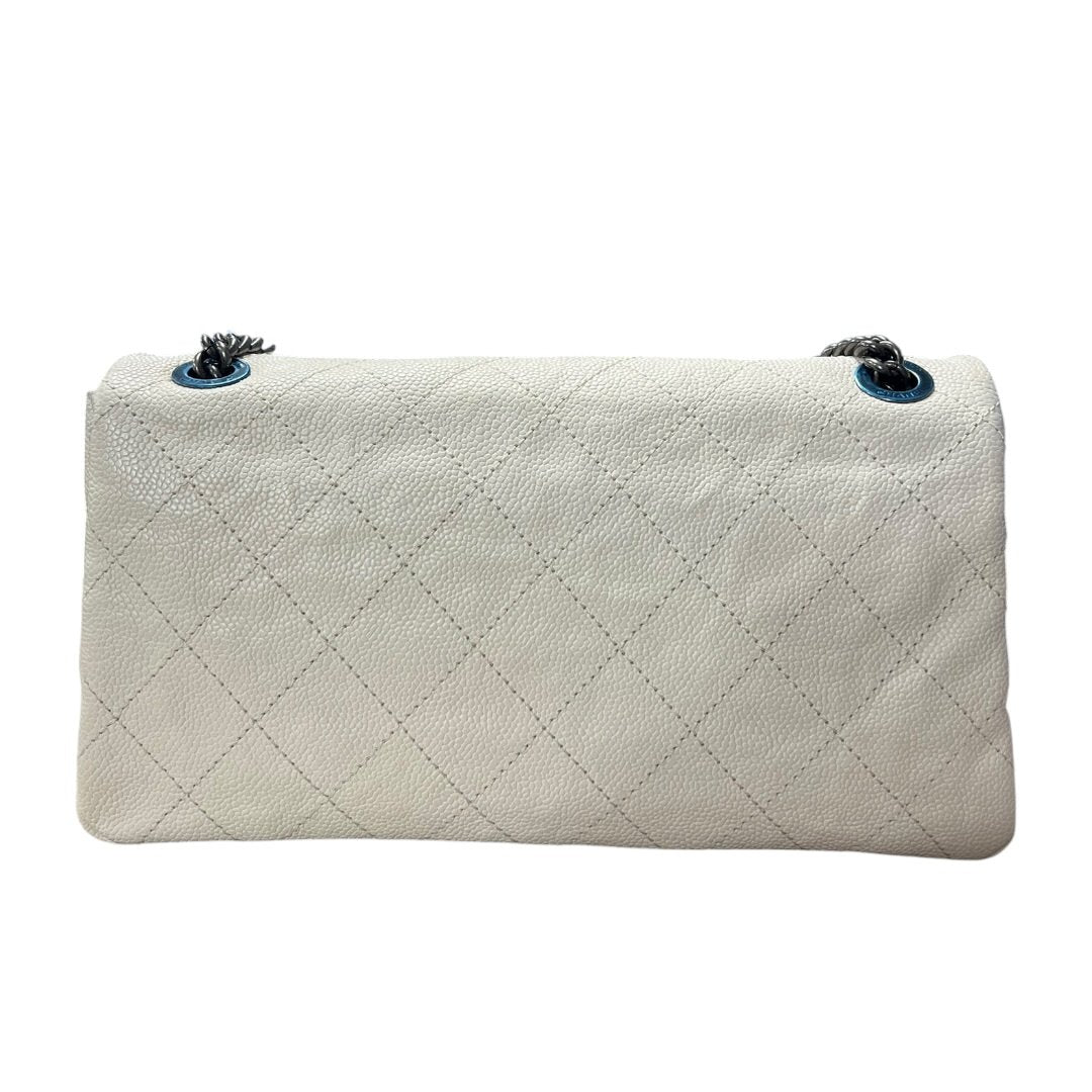 CHANEL Grained Calfskin Classic Flap Shoulder Bag White Gunmetal Hardware CH2217