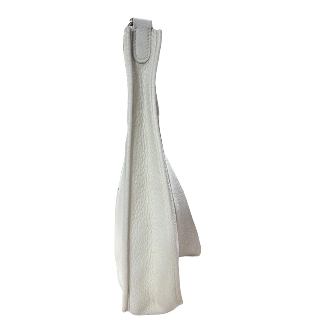HERMES Clemence, Canvas Evelyne Shoulder Bag Off-White Silver Hardware HE474