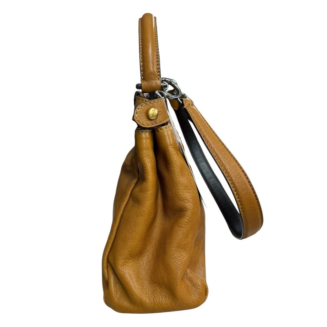 FENDI Grained Leather Frame Handbag Handbag Tan Mixed-tone Hardware FE396