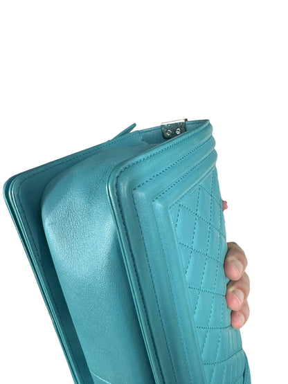 CHANEL Lambskin Boy Chanel 25 Shoulder Bag Turquoise Blue Silver Hardware CH2245