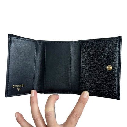 CHANEL Caviar Leather Classic Small Flap Wallet Wallet Black Gold Hardware CH2253
