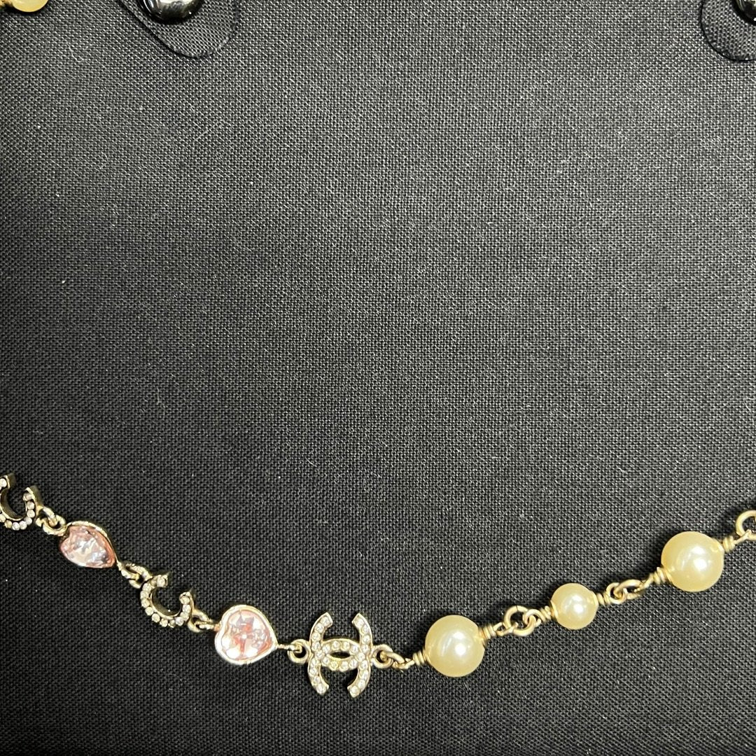 CHANEL Gold-tone, Pearl, Stone Choker Necklace Gold, Pearl White, Pink Gold Hardware TK59