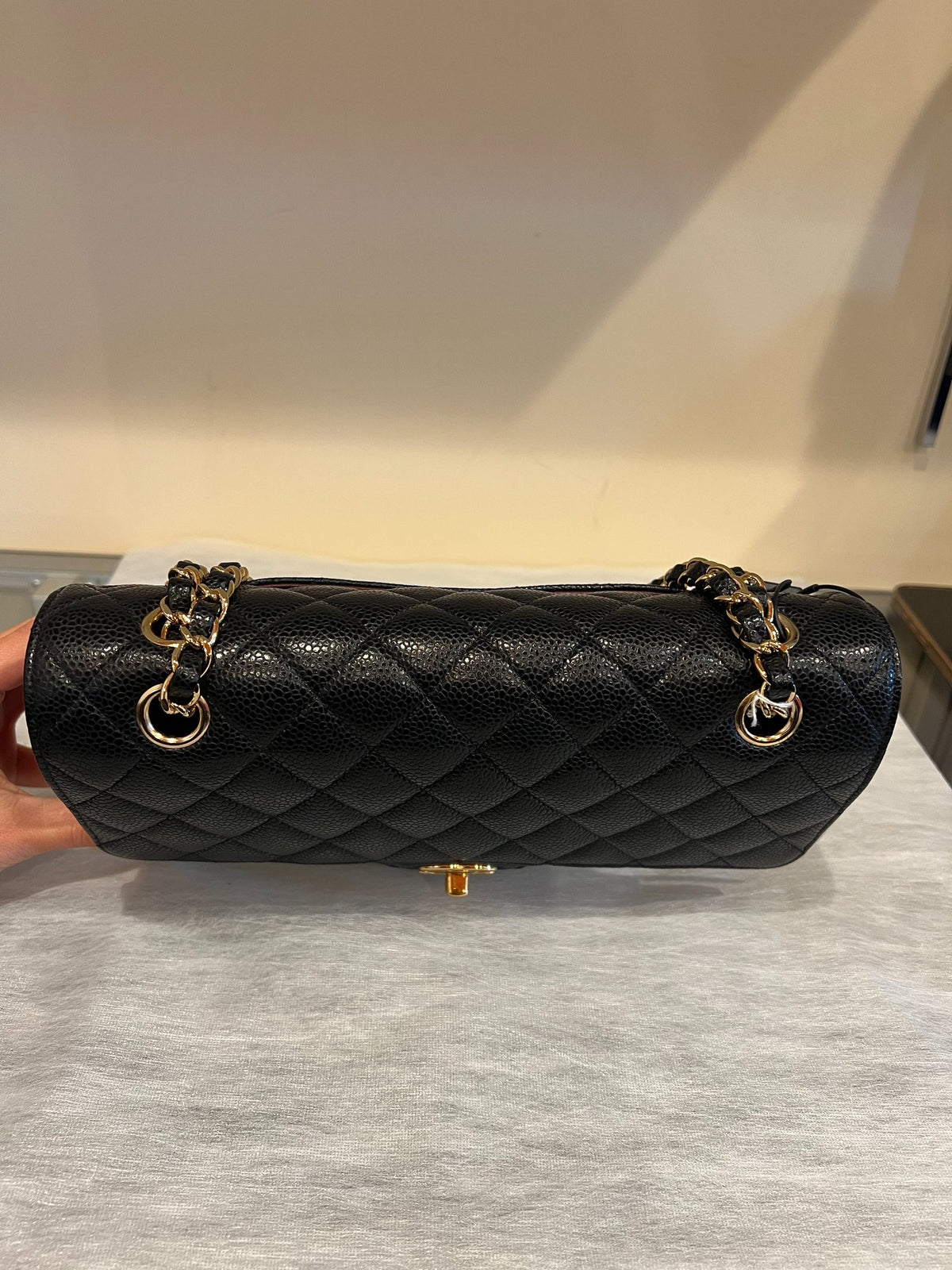CHANEL Caviar Leather Classic Flap Shoulder Bag Black Gold Hardware Ch2266