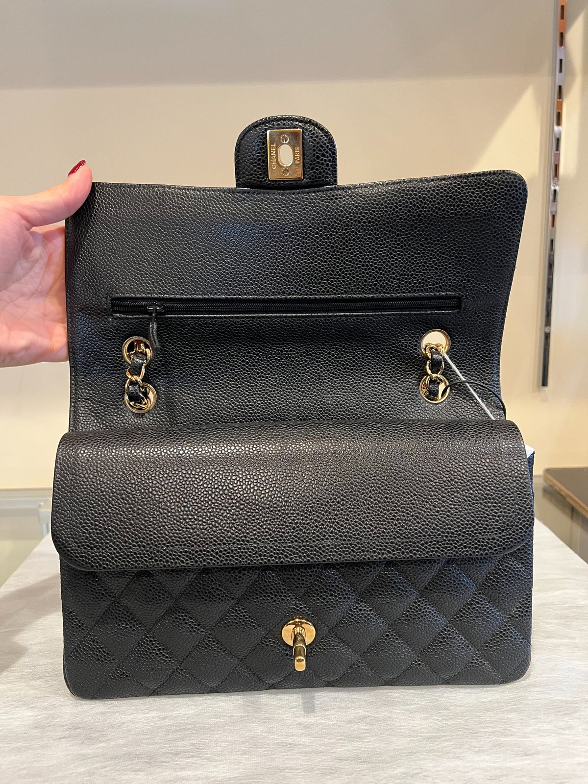 CHANEL Caviar Leather Classic Flap Shoulder Bag Black Gold Hardware Ch2266