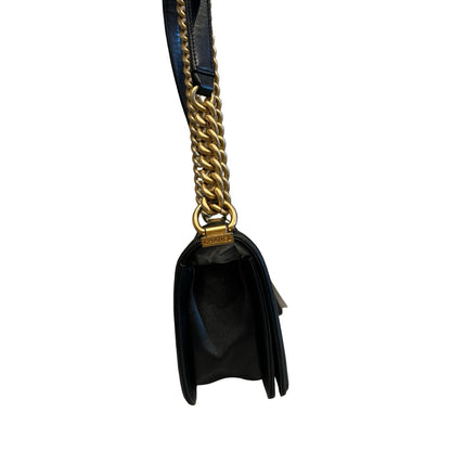 CHANEL Leather Boy Bag Shoulder Bag Black Gold Hardware Ch2270