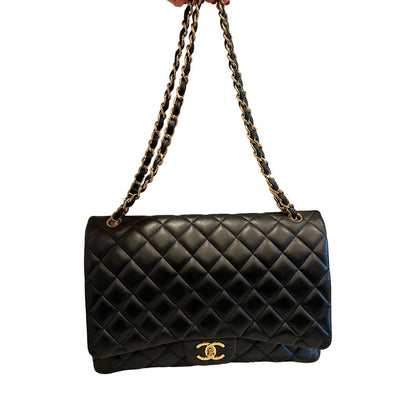 CHANEL Lambskin Classic Flap Shoulder Bag Black Gold Hardware Ch2274