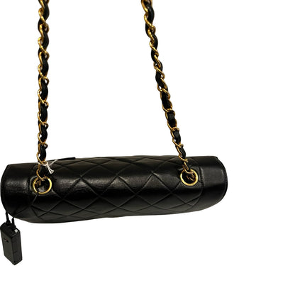 CHANEL Lambskin Diana Flap Bag Shoulder Bag Black Gold Hardware Ch2276