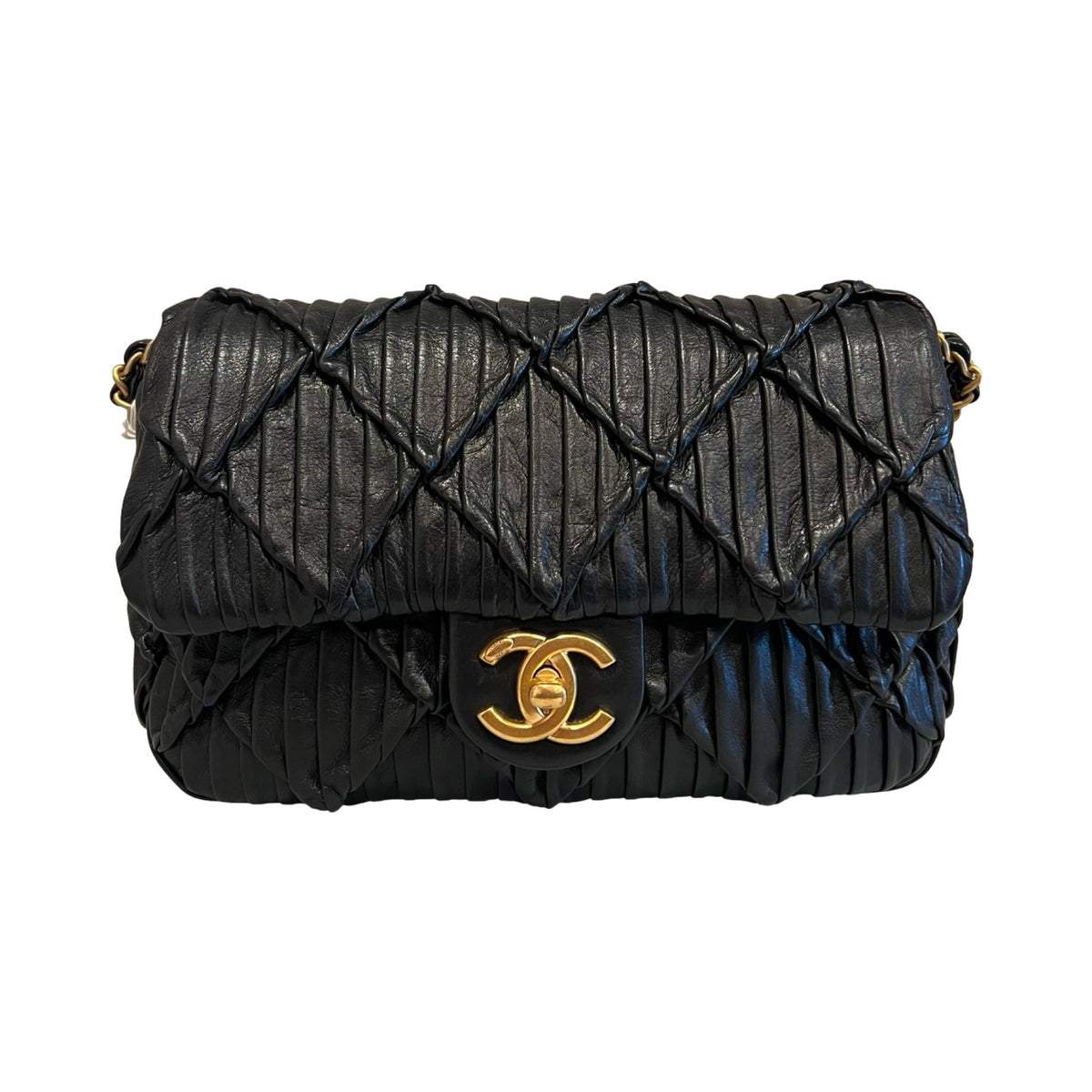 CHANEL Lambskin Pleated Flap Bag Shoulder Bag Black Gold Hardware Ch2284