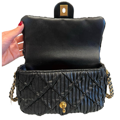 CHANEL Lambskin Pleated Flap Bag Shoulder Bag Black Gold Hardware Ch2284